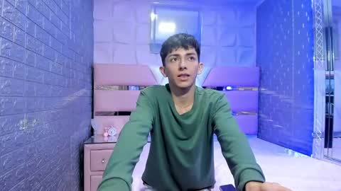 blueestar03 online show from 01/05/25, 01:35