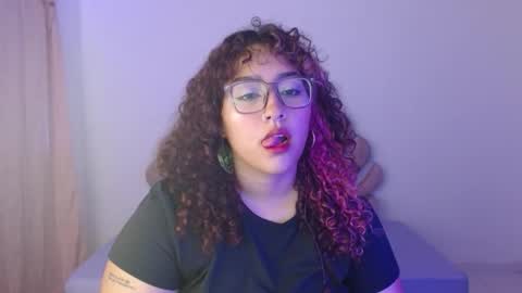 Bluee online show from 09/26/25, 07:51