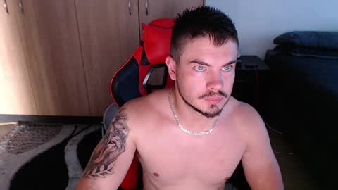 blueeyeboy0 online show from 01/22/25, 03:40