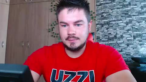 Snapshot of blueeyeboy0 chatting on 10/31/25, 07:53 blueeyeboy0 online show from 10/31/25, 07:53