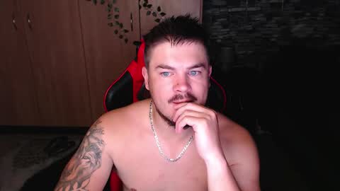 Snapshot of blueeyeboy0 chatting on 11/20/25, 08:08 blueeyeboy0 online show from 11/20/25, 08:08