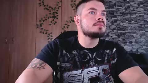 blueeyeboy0 online show from 05/21/26, 07:37