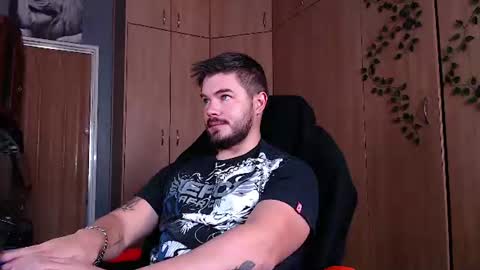 blueeyeboy0 online show from 06/11/26, 08:34