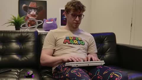 blueeyedtallguy online show from 10/30/25, 01:51