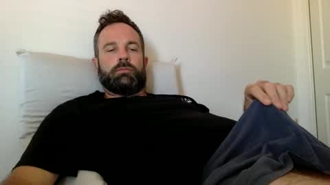 Snapshot of blueeyes705 chatting on 02/17/25, 02:42 blueeyes705 online show from 02/17/25, 02:42