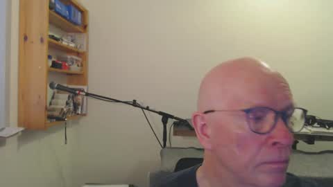 Snapshot of blueeyesn8 chatting on 12/02/24, 09:35 blueeyesn8 online show from 12/02/24, 09:35