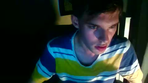 Snapshot of bluegaze6227724 chatting on 11/26/25, 10:27 bluegaze6227724 online show from 11/26/25, 10:27