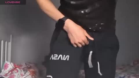 Snapshot of bluegaze6227724 chatting on 12/02/25, 10:31 bluegaze6227724 online show from 12/02/25, 10:31