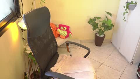 FLORAA online show from 01/03/25, 02:30