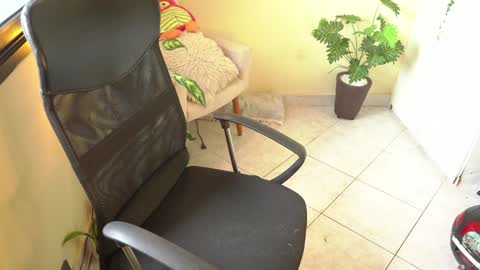 FLORAA online show from 01/07/25, 10:43