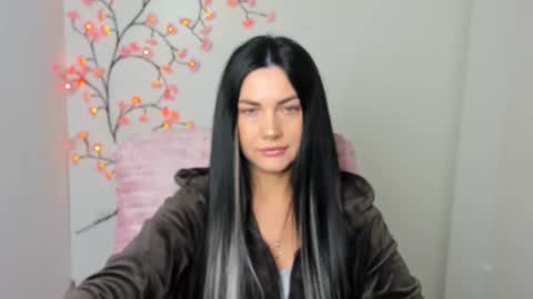 Snapshot of blum_kelly chatting on 04/02/26, 05:38 Kelly online show from 04/02/26, 05:38