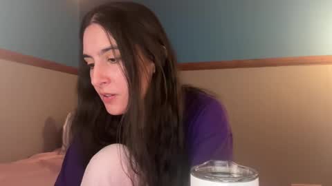 Snapshot of bluntbabe chatting on 01/10/25, 04:33 Sasha online show from 01/10/25, 04:33