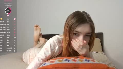 Kate online show from 10/21/25, 10:05