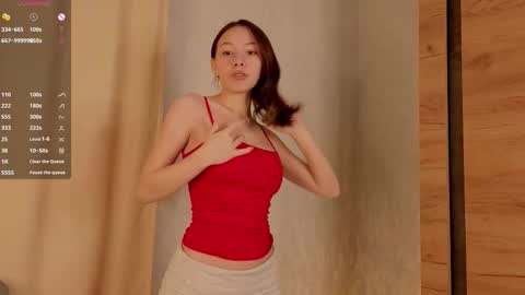 Snapshot of blushinbloom chatting on 10/07/25, 06:21 Dolores online show from 10/07/25, 06:21