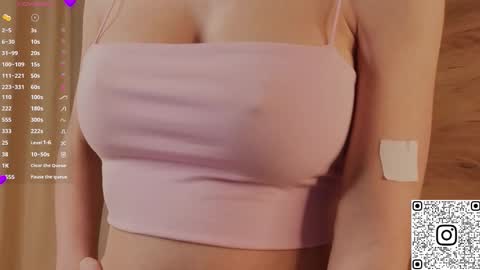 Snapshot of blushinbloom chatting on 10/22/25, 06:13 Dolores online show from 10/22/25, 06:13