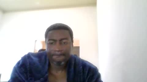 bluuthunder1914 online show from 05/26/26, 03:52