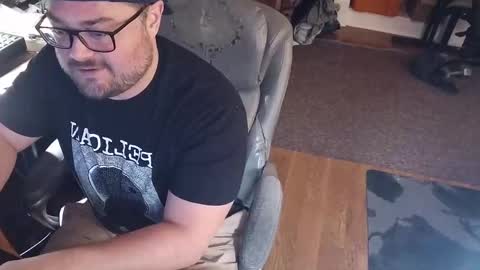 Snapshot of bnitehawk1234 chatting on 09/15/25, 08:03 harry cockins online show from 09/15/25, 08:03