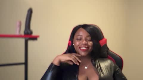       online show from 12/01/25, 09:42