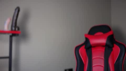       online show from 04/28/26, 01:05