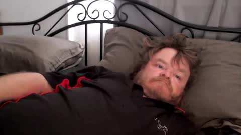 Snapshot of bob123478 chatting on 09/20/25, 10:22 bob online show from 09/20/25, 10:22