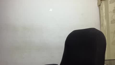 Bob  INDEPENDENT MODEL online show from 12/24/24, 04:55