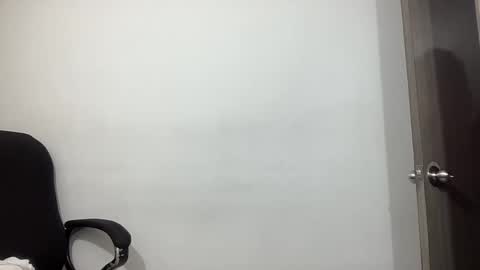 Bob  INDEPENDENT MODEL online show from 03/10/25, 11:38