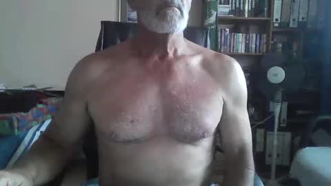 Snapshot of bobbgud chatting on 10/27/25, 12:09 Bobbgud online show from 10/27/25, 12:09