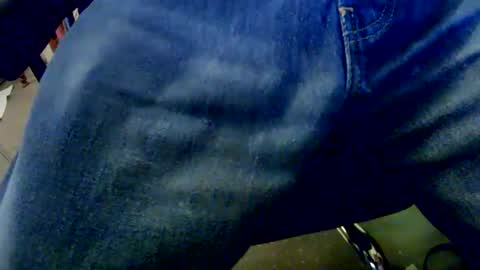 Snapshot of bobbie420_ chatting on 01/18/25, 02:47 bobbie420_ online show from 01/18/25, 02:47