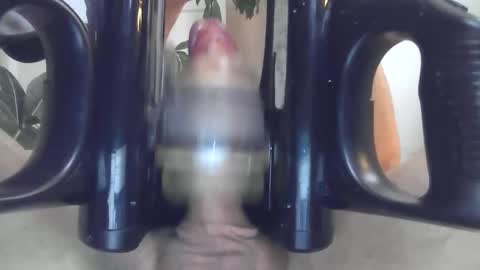 Snapshot of bobby123572970 chatting on 10/27/25, 01:59 Bobby123 online show from 10/27/25, 01:59