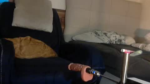 bobbytoyyboy online show from 03/02/25, 05:36