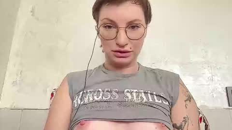 Snapshot of bobwig4 chatting on 11/21/25, 05:39 Tips prfr 11-55-111 tok online show from 11/21/25, 05:39