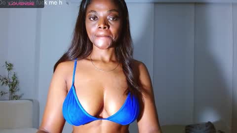 danna online show from 01/10/25, 10:39