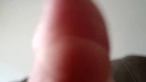 Snapshot of bodyart85_19 chatting on 10/24/25, 03:08 Bodyart85 19 online show from 10/24/25, 03:08