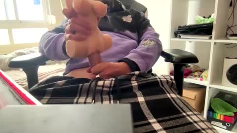 Snapshot of bodyking69 chatting on 03/10/25, 11:21 bodyking69 online show from 03/10/25, 11:21