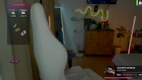  Lina  online show from 07/24/26, 08:51