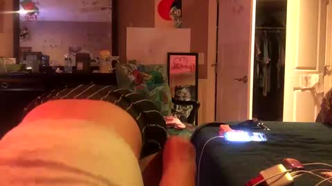 Snapshot of bodyyattiyatti chatting on 10/21/25, 09:10 Sailorartemis online show from 10/21/25, 09:10