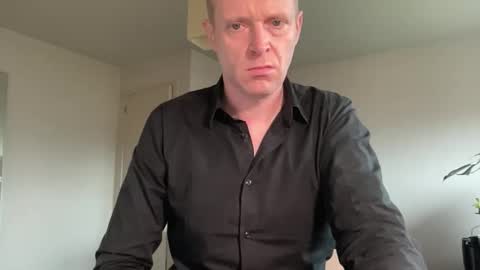 Snapshot of boegieboy76 chatting on 11/27/25, 09:33 ask me online show from 11/27/25, 09:33