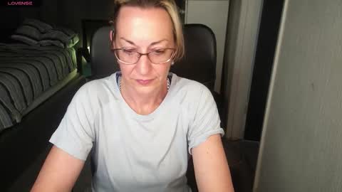 Ningifun couple online show from 09/20/25, 03:46