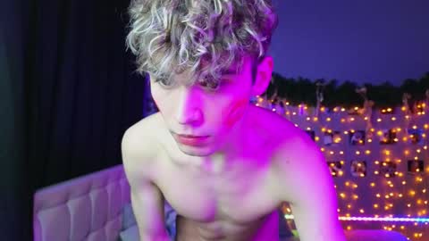ALEXPVT IS OPEN online show from 12/31/24, 03:23
