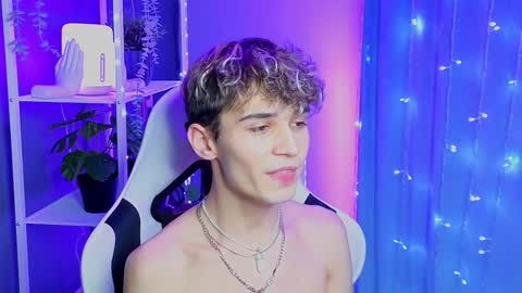 ALEXPVT IS OPEN online show from 01/10/25, 03:29