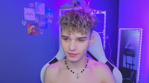 ALEXPVT IS OPEN online show from 01/19/25, 06:32