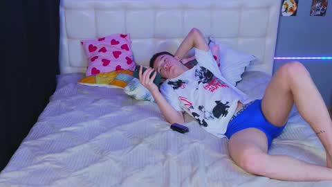 ALEXPVT IS OPEN online show from 02/04/25, 08:17