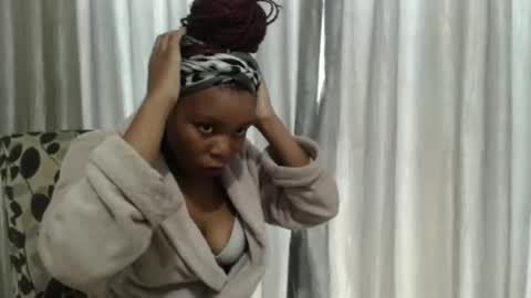 Snapshot of boitylips chatting on 05/24/26, 02:33 boitylips online show from 05/24/26, 02:33