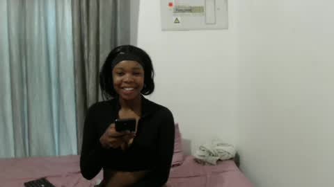 Snapshot of boitylips chatting on 06/12/26, 05:39 boitylips online show from 06/12/26, 05:39