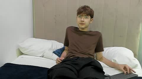 Boleyn online show from 01/05/25, 11:59