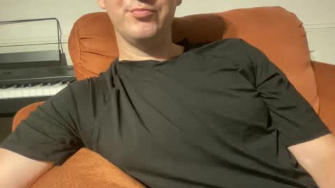 Snapshot of boludopeludo chatting on 10/08/25, 04:10 edilsonrd online show from 10/08/25, 04:10