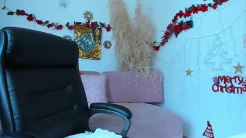  Salma Independent Model online show from 12/12/24, 06:21