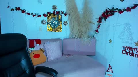  Salma Independent Model online show from 12/17/24, 12:34