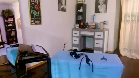 BombshellBaeby online show from 07/21/26, 05:54