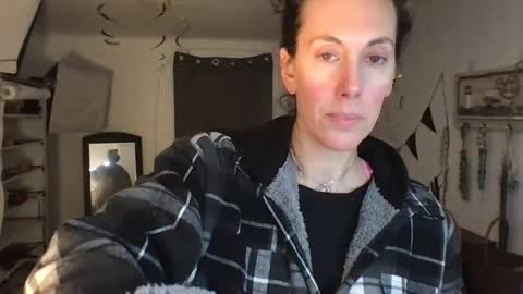 Bonnie online show from 02/20/25, 11:43